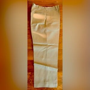 Mid to late 1960s US made cotton twill khaki ex-US Army. See pics for wear